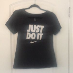Nike tshirt size M